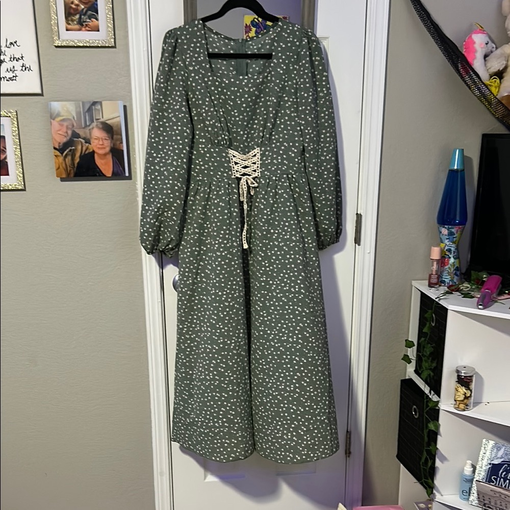 Elegant Green Polka Dot Dress